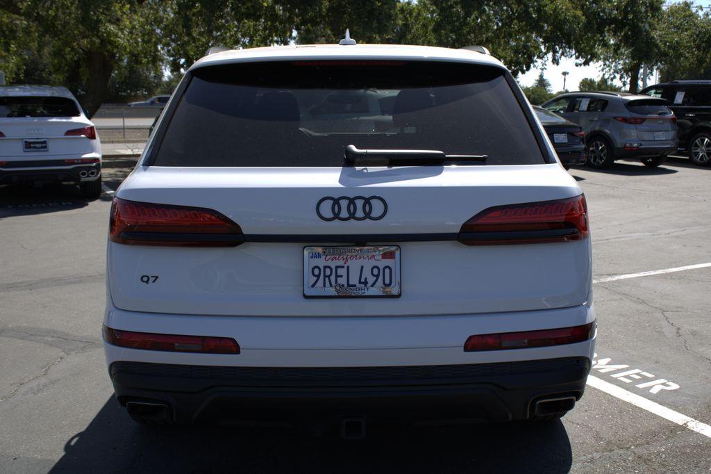 used 2025 Audi Q7 car, priced at $59,997