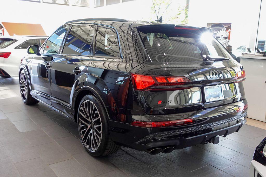 new 2025 Audi SQ7 car, priced at $117,445