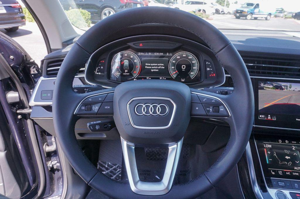 new 2024 Audi Q7 car, priced at $71,720