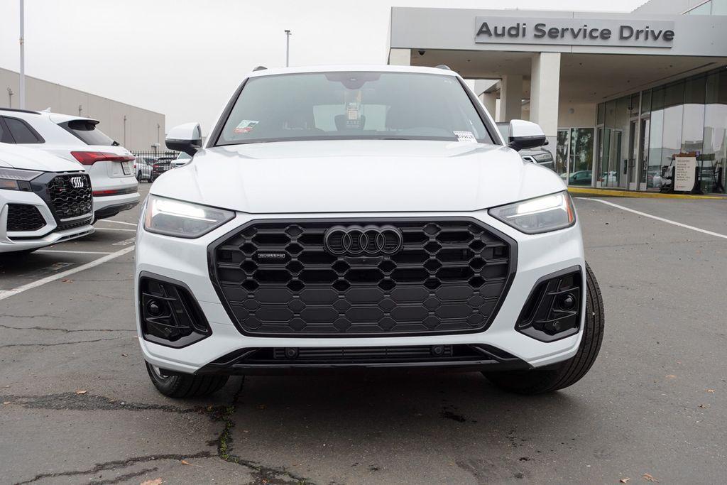 new 2025 Audi Q5 car, priced at $58,035