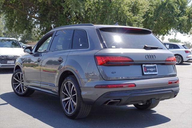 new 2025 Audi Q7 car, priced at $70,600