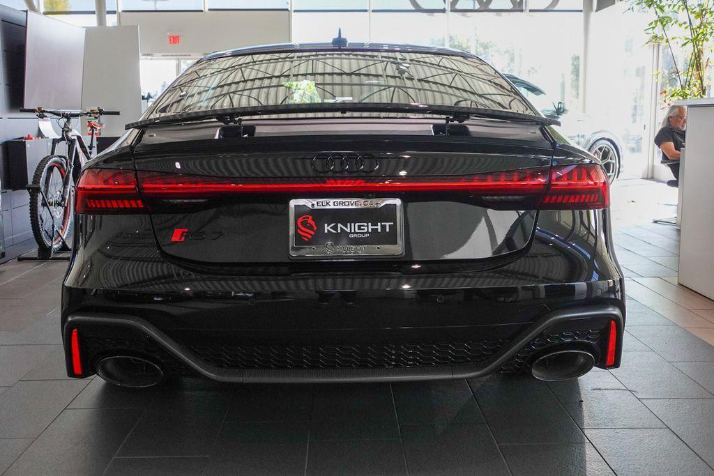 new 2026 Audi RS 7 car, priced at $150,090