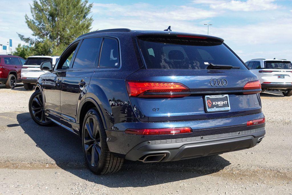 new 2025 Audi Q7 car, priced at $67,145