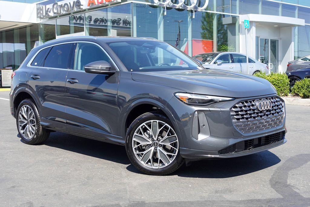 new 2025 Audi Q5 car, priced at $61,285