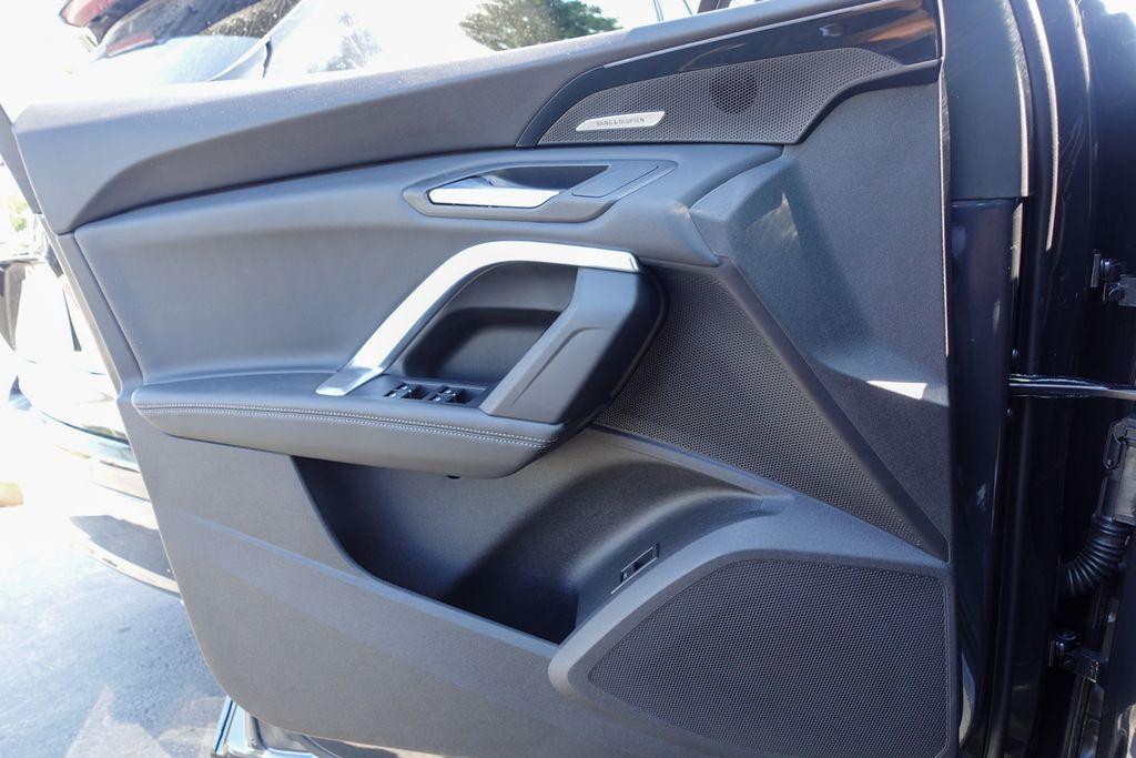 new 2025 Audi Q5 car, priced at $61,285