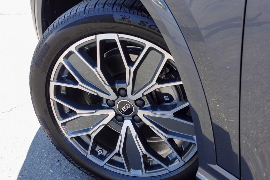 new 2025 Audi Q5 car, priced at $61,285