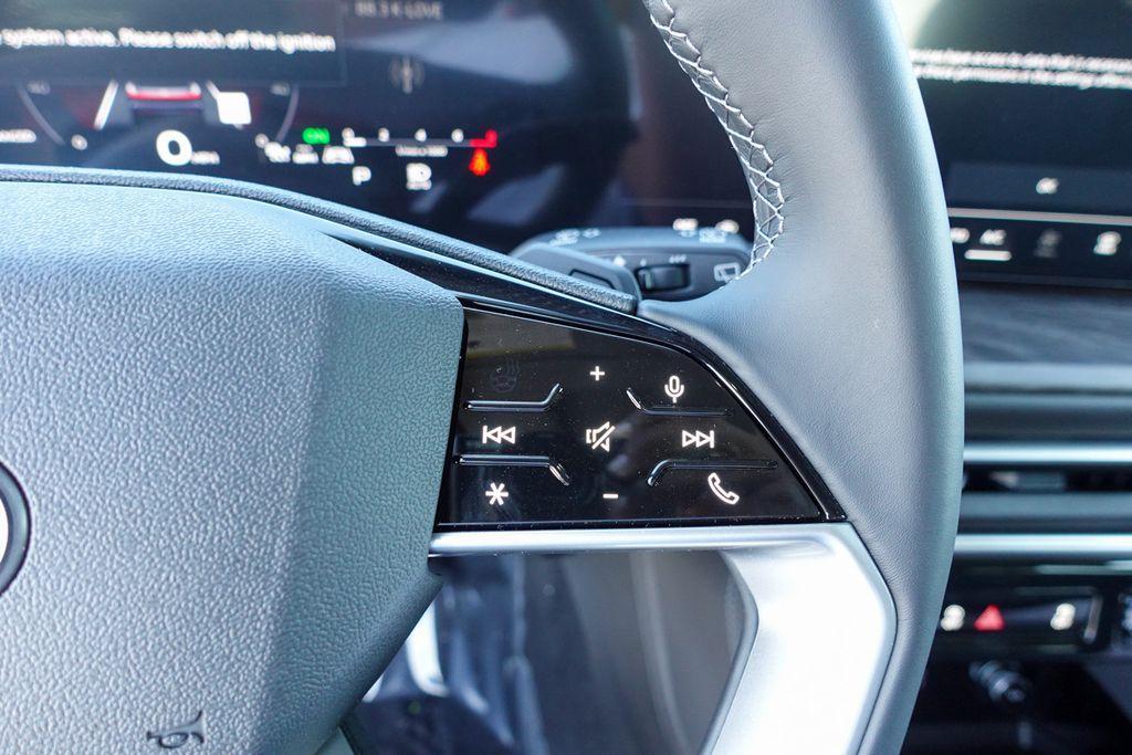 new 2025 Audi Q5 car, priced at $48,300