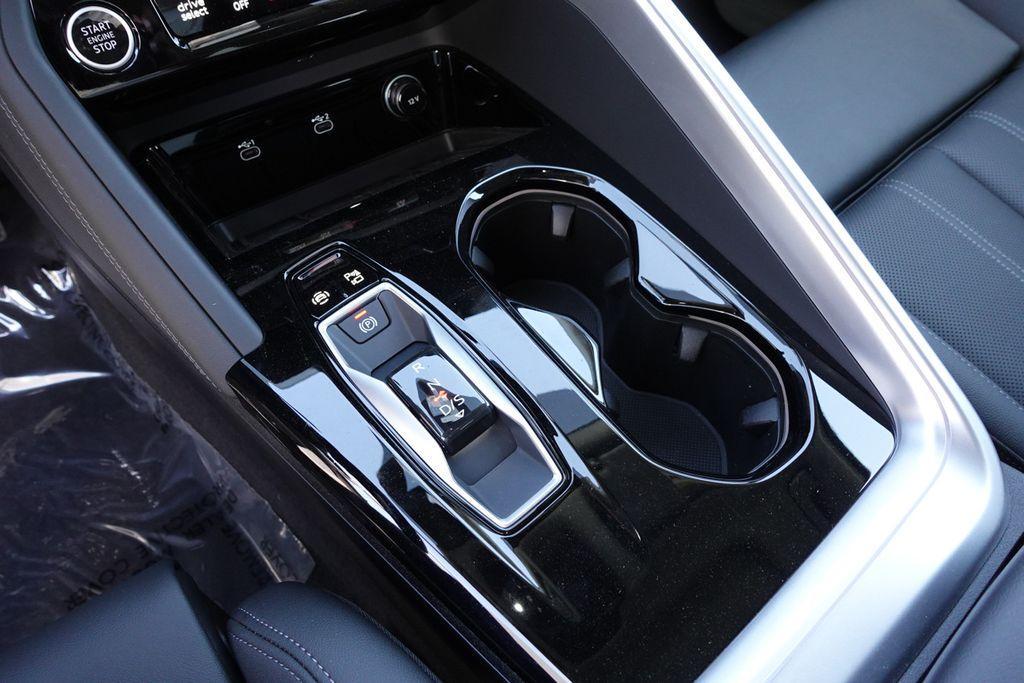 new 2025 Audi Q5 car, priced at $58,850