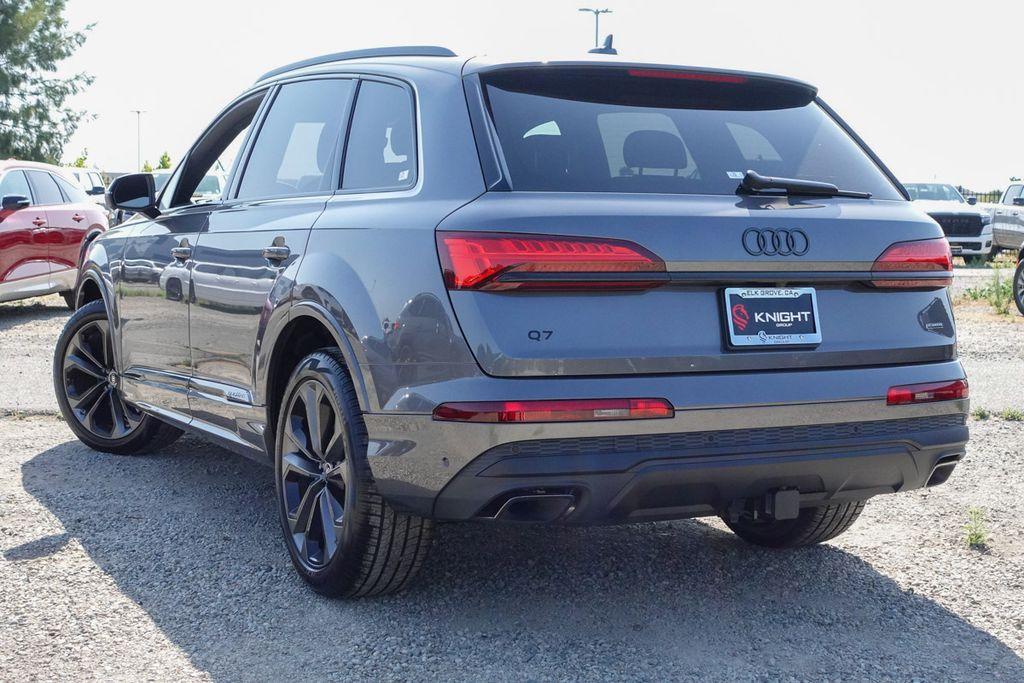 new 2025 Audi Q7 car, priced at $72,250
