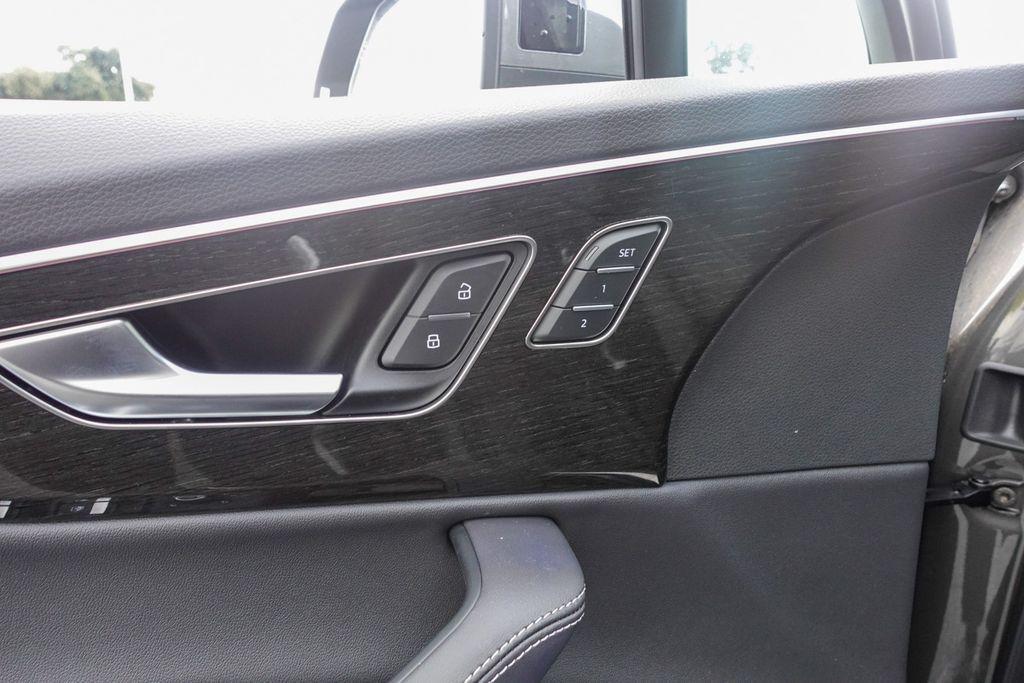 new 2025 Audi Q7 car, priced at $74,160