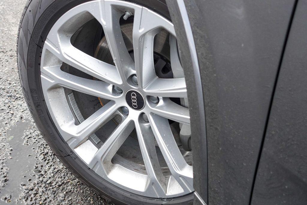 new 2025 Audi Q7 car, priced at $74,160
