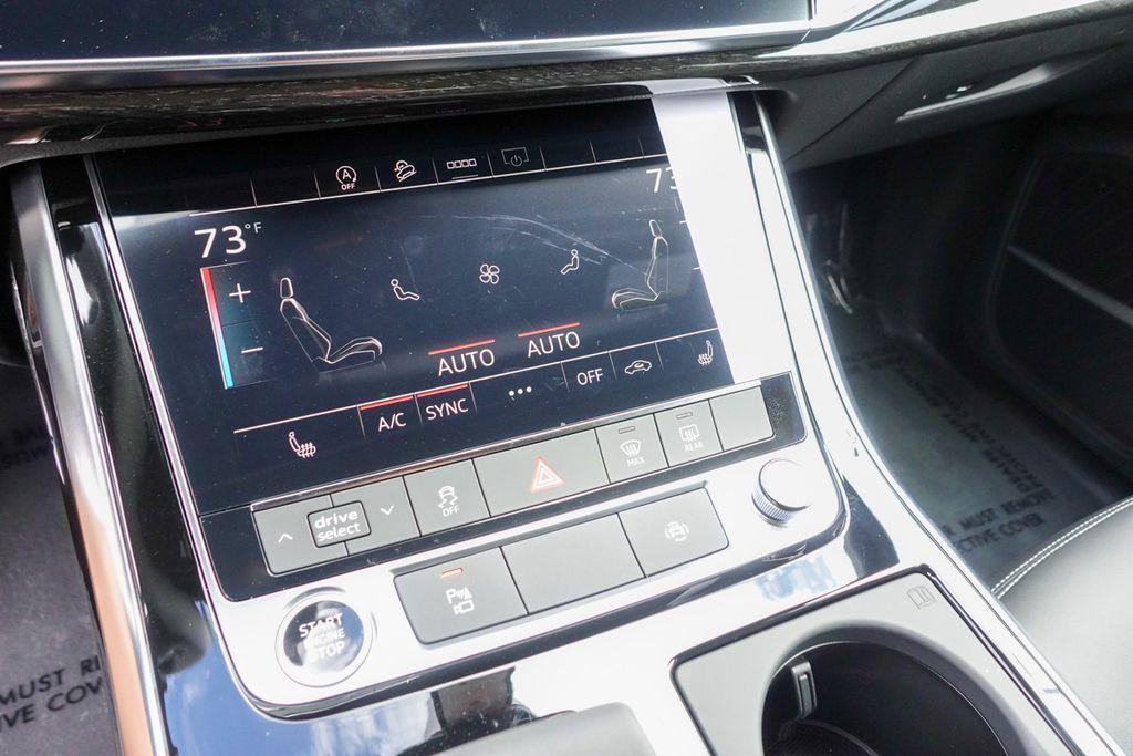 new 2025 Audi Q7 car, priced at $61,870