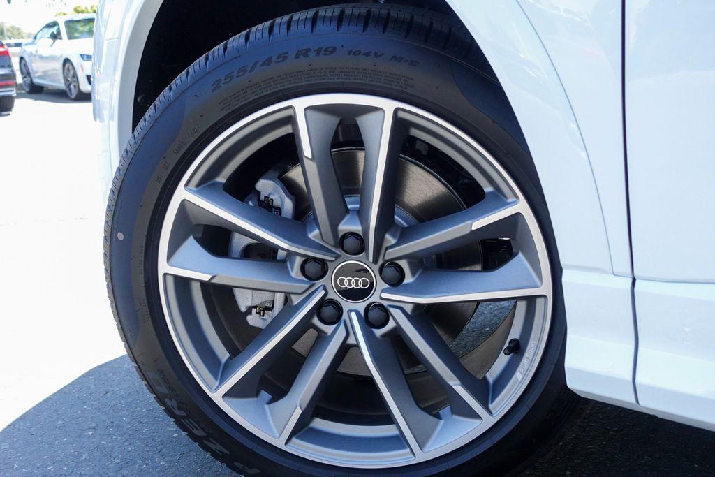 new 2025 Audi Q3 car, priced at $40,065