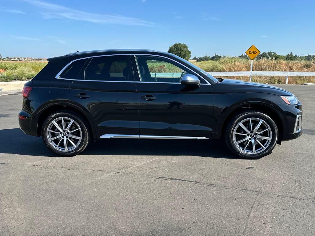 used 2022 Audi SQ5 car, priced at $42,998