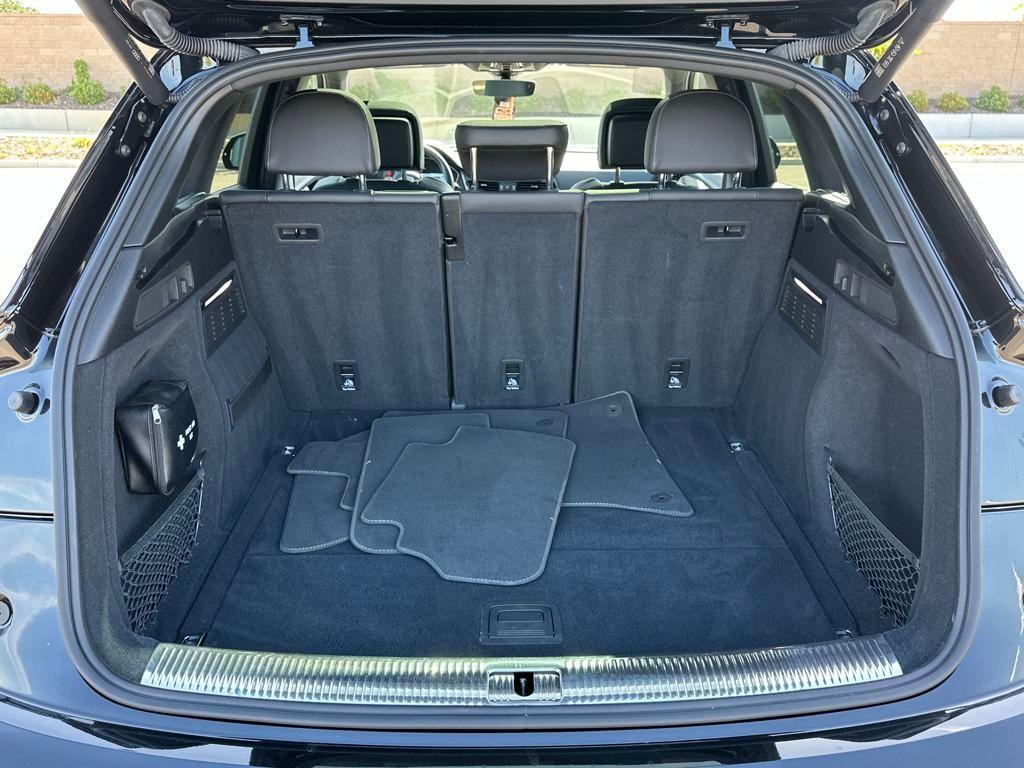 used 2022 Audi SQ5 car, priced at $42,998