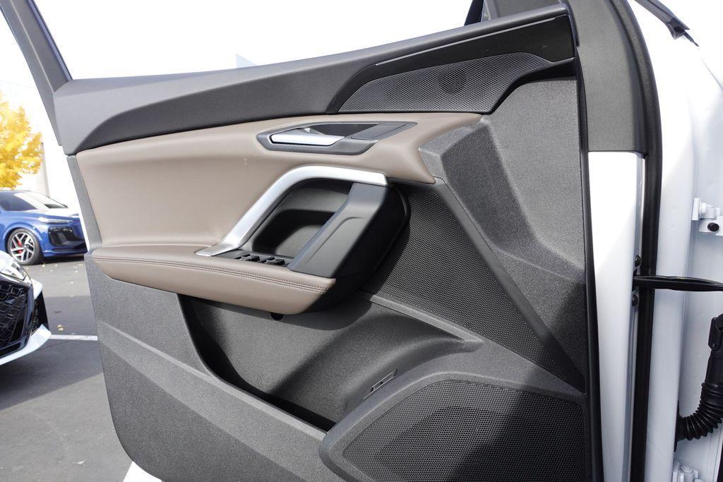 new 2025 Audi Q5 car, priced at $49,225