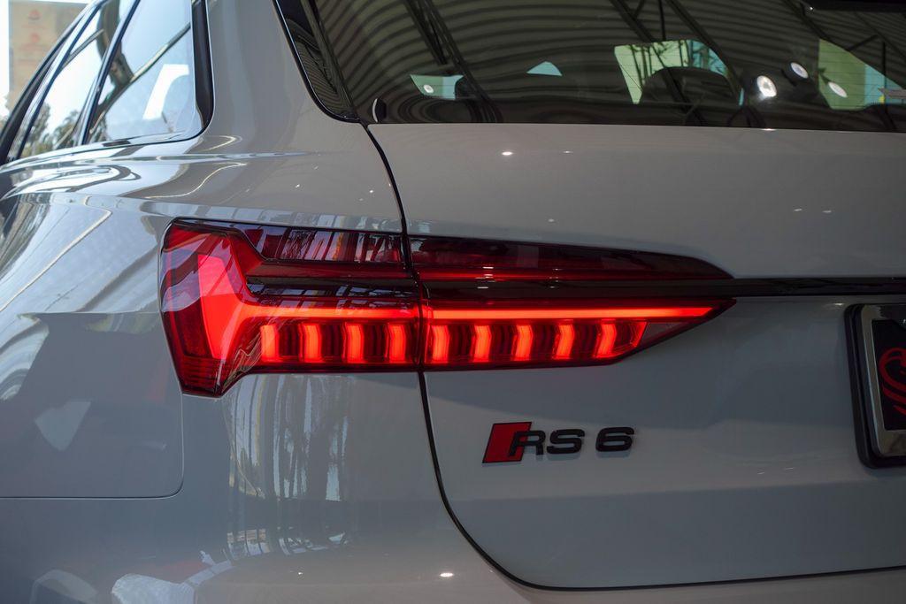 new 2024 Audi RS 6 Avant car, priced at $147,750