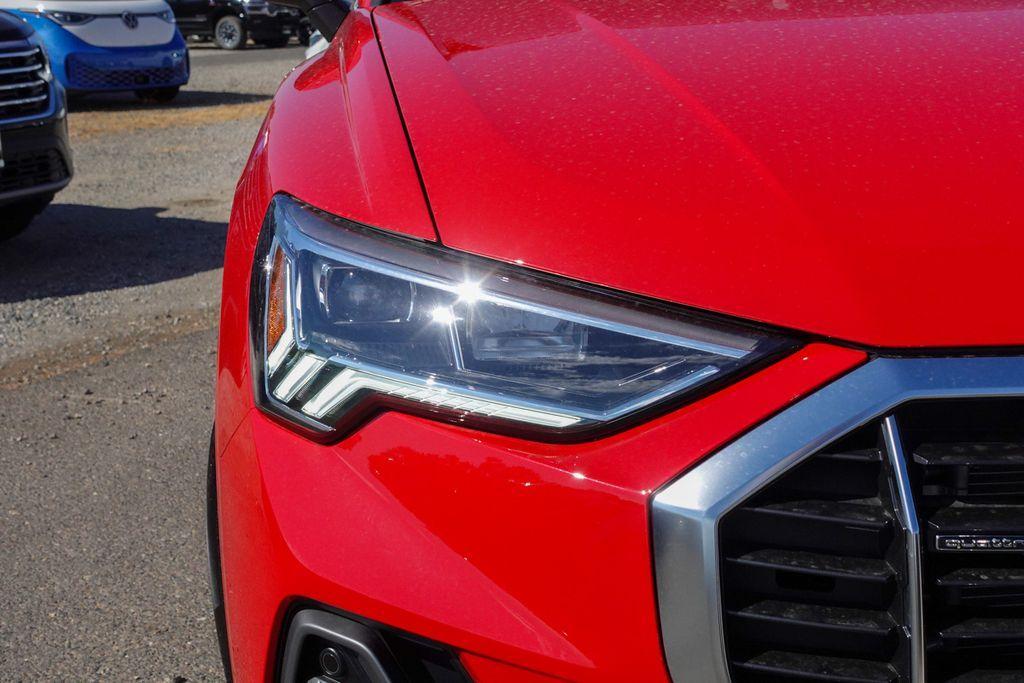 new 2025 Audi Q3 car, priced at $41,700