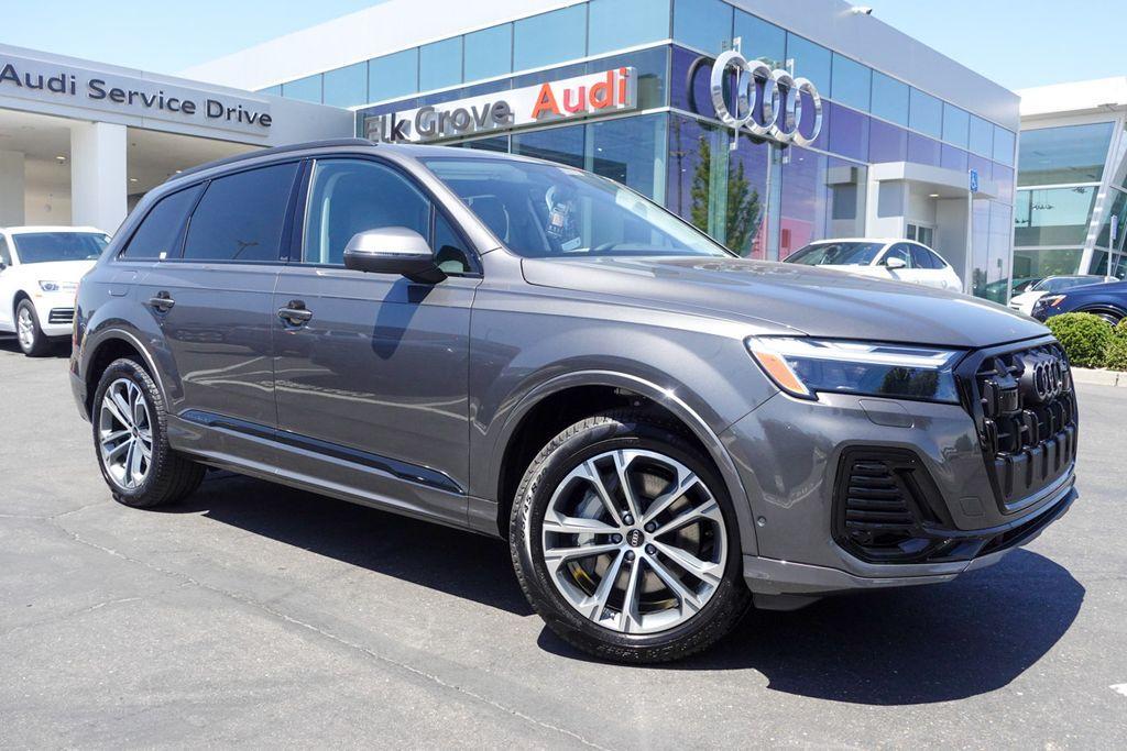 new 2025 Audi Q7 car, priced at $63,045