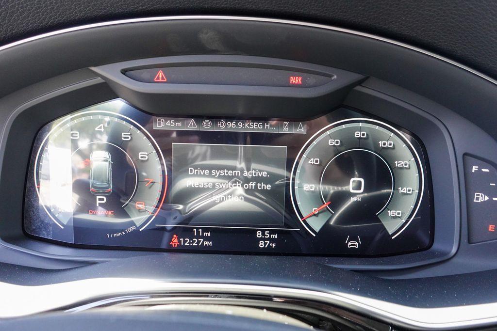 new 2025 Audi Q7 car, priced at $63,045