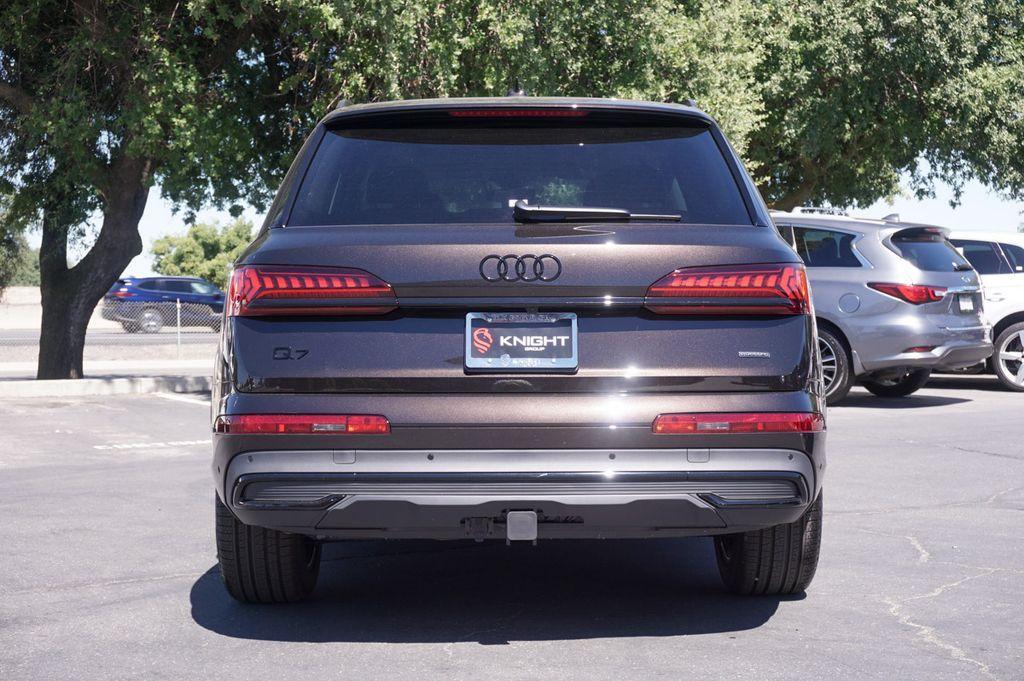 new 2024 Audi Q7 car, priced at $70,995