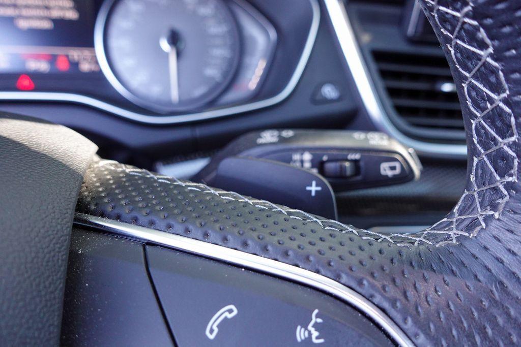used 2022 Audi SQ5 car, priced at $36,200