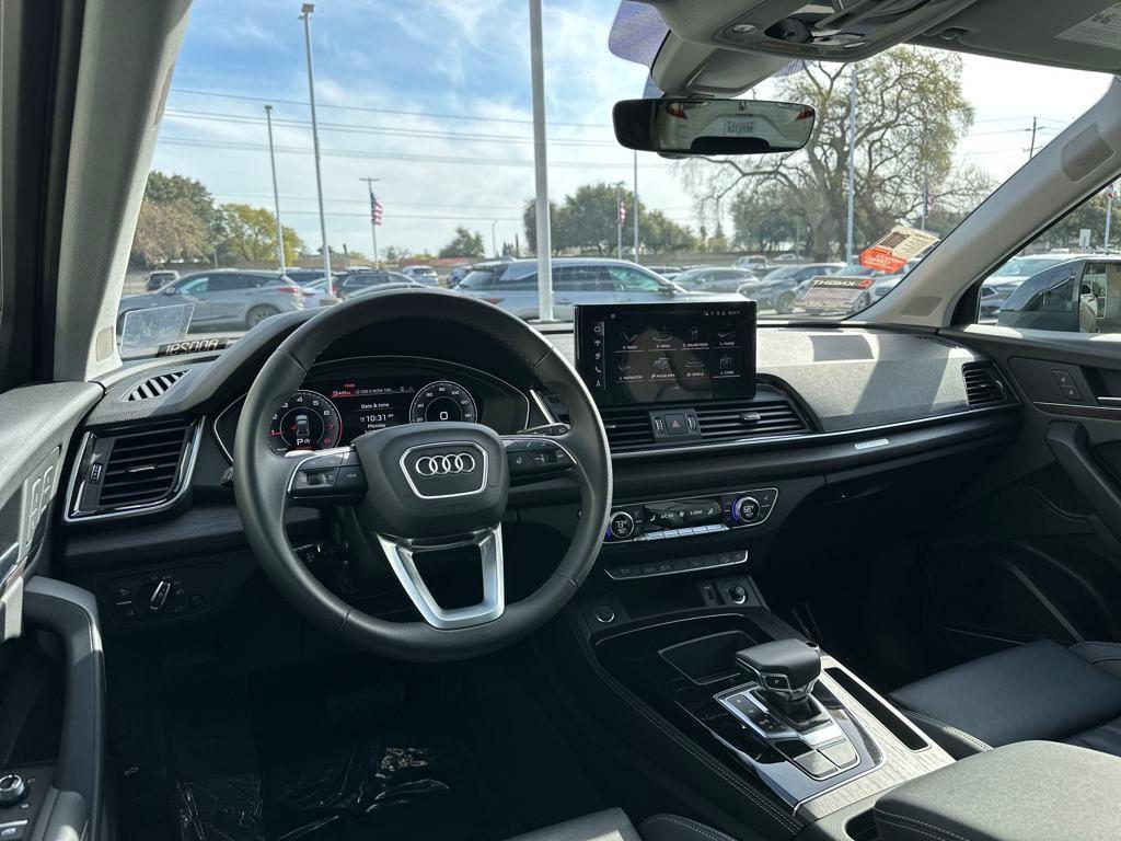 used 2024 Audi Q5 car, priced at $52,150