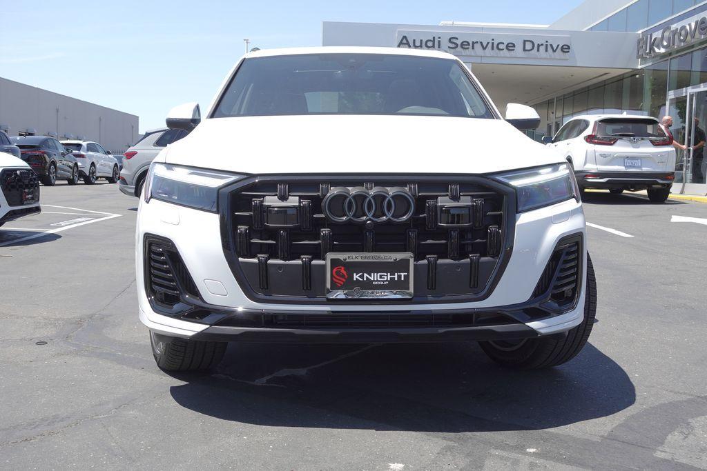new 2025 Audi Q7 car, priced at $67,250