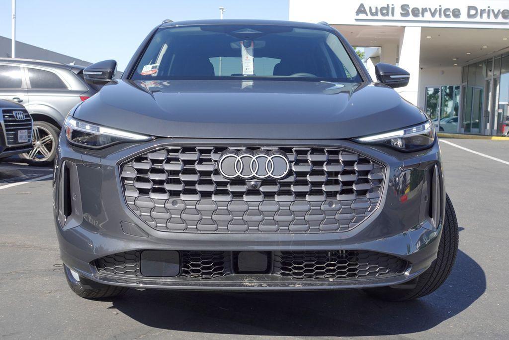 new 2025 Audi Q5 car, priced at $60,800