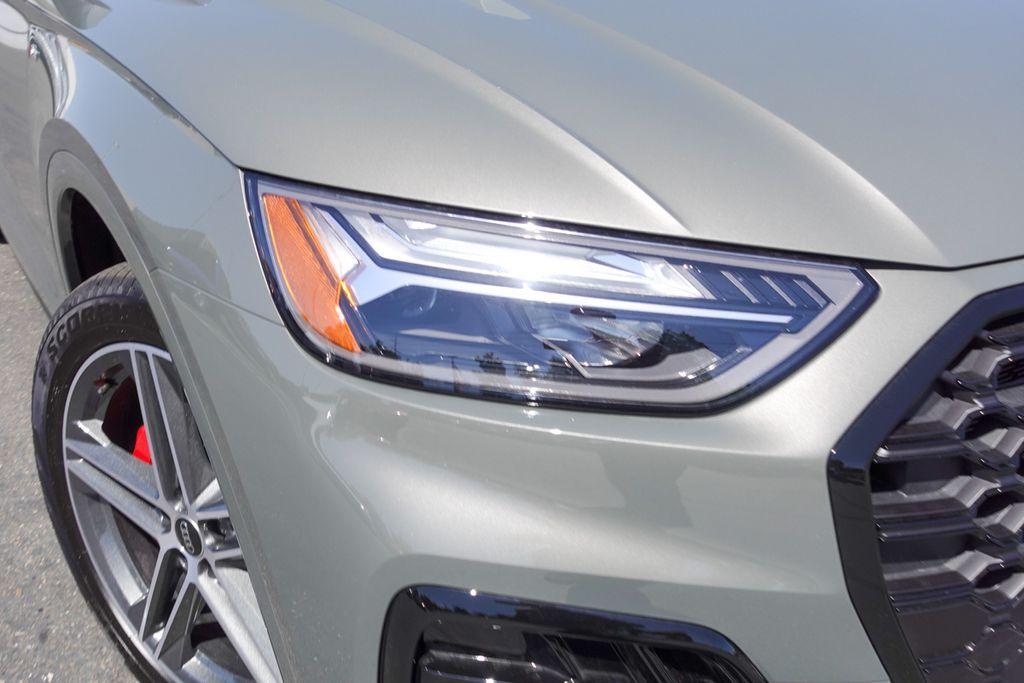 new 2025 Audi Q5 car, priced at $66,435