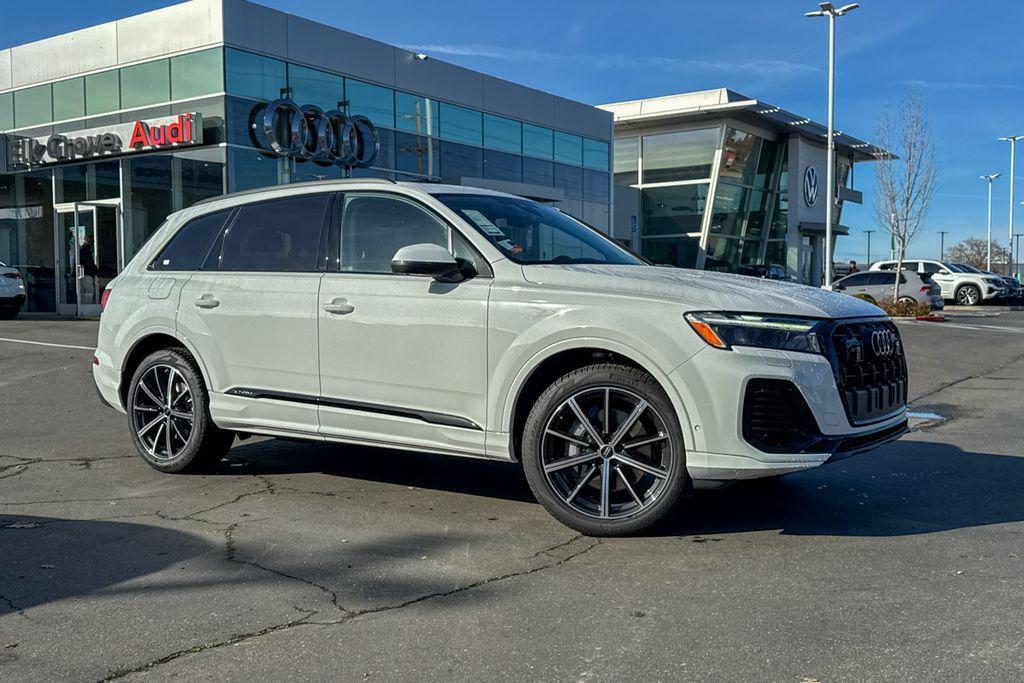 new 2025 Audi Q7 car, priced at $68,830