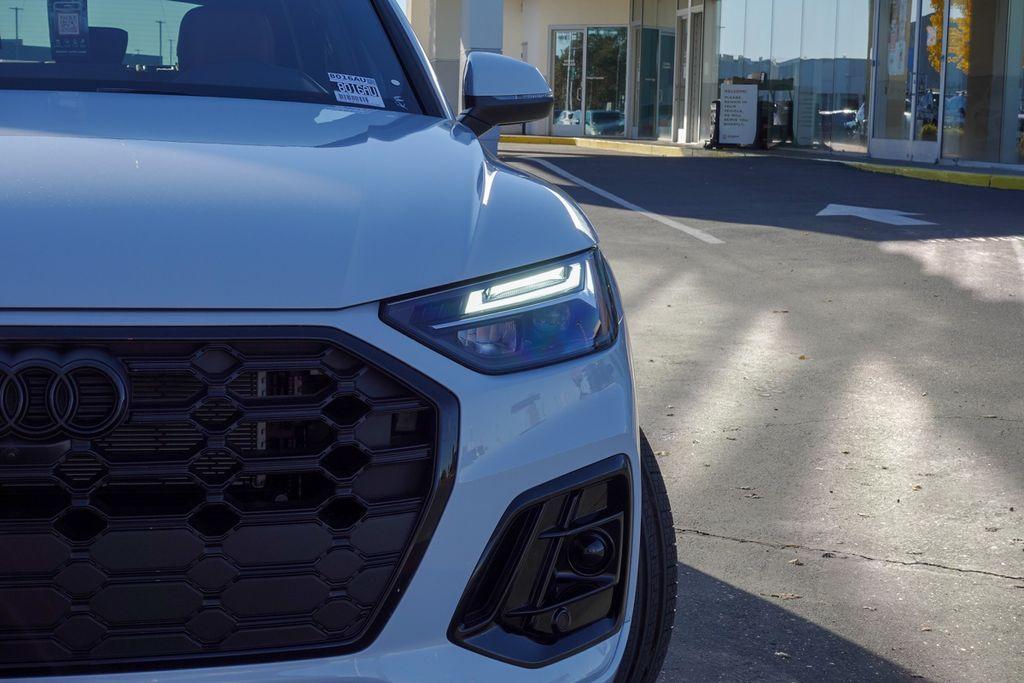 new 2025 Audi Q5 car, priced at $68,350