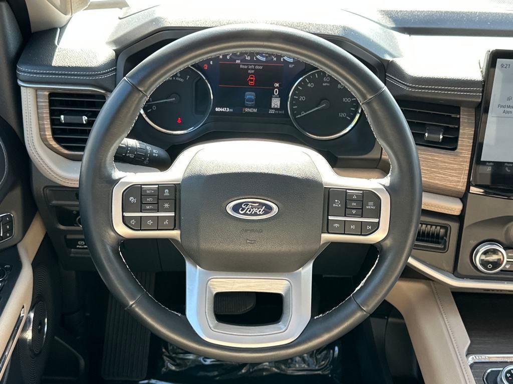 used 2023 Ford Expedition car, priced at $43,998