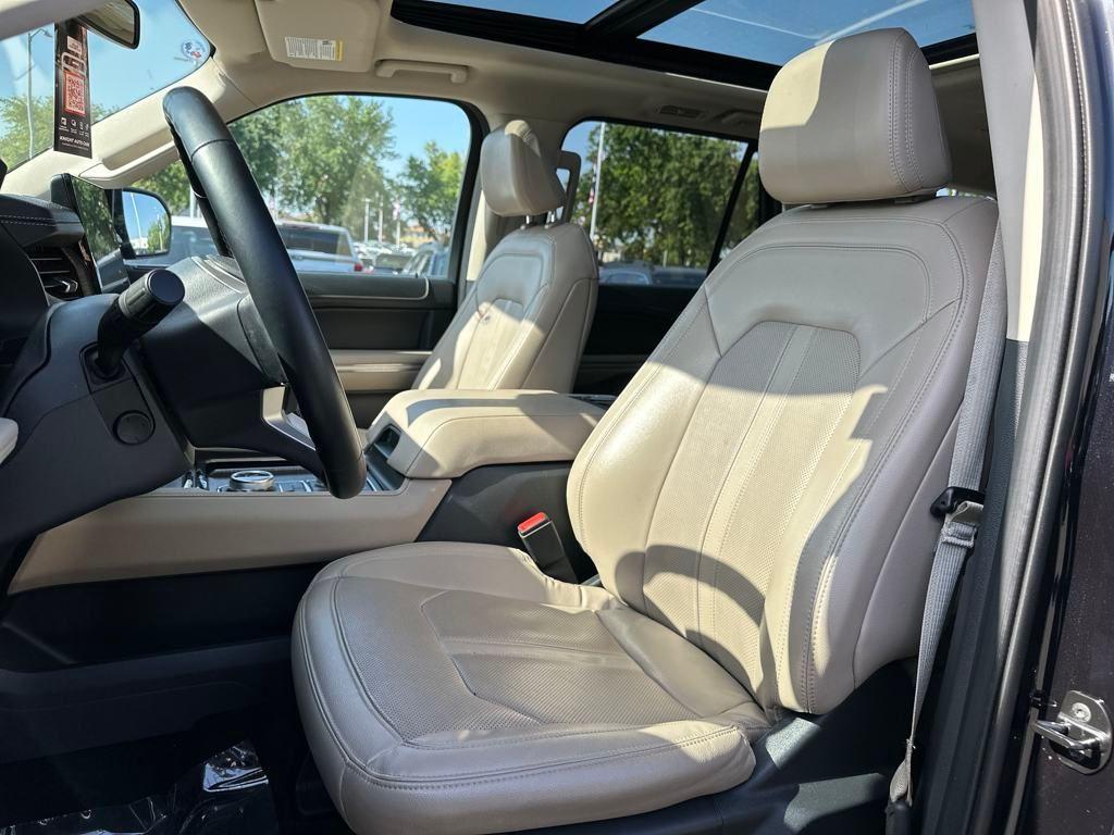 used 2023 Ford Expedition car, priced at $43,998