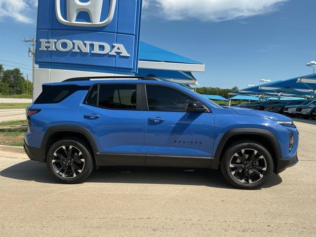 used 2025 Chevrolet Equinox car, priced at $32,995
