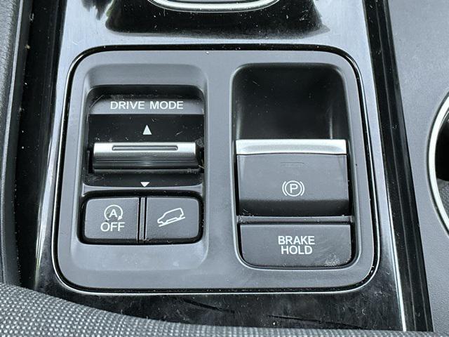 used 2025 Honda Pilot car, priced at $37,995