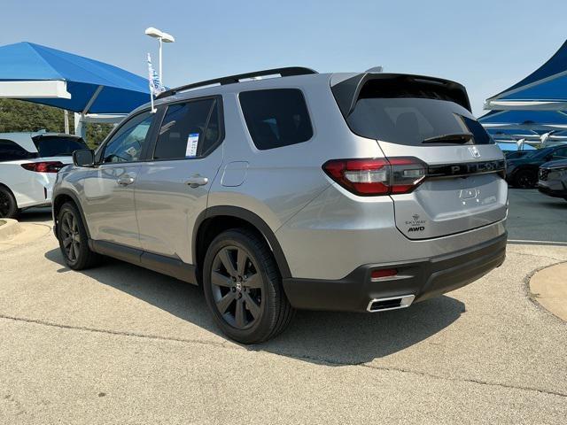used 2025 Honda Pilot car, priced at $37,995