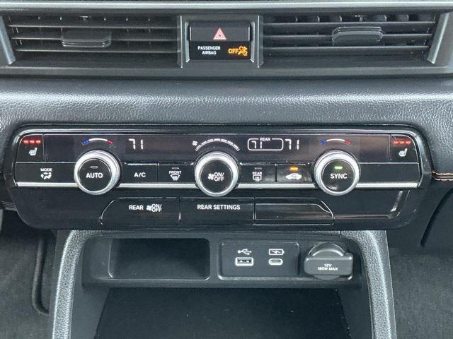 used 2025 Honda Pilot car, priced at $37,995