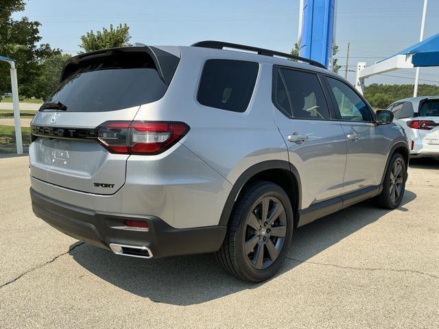 used 2025 Honda Pilot car, priced at $37,995
