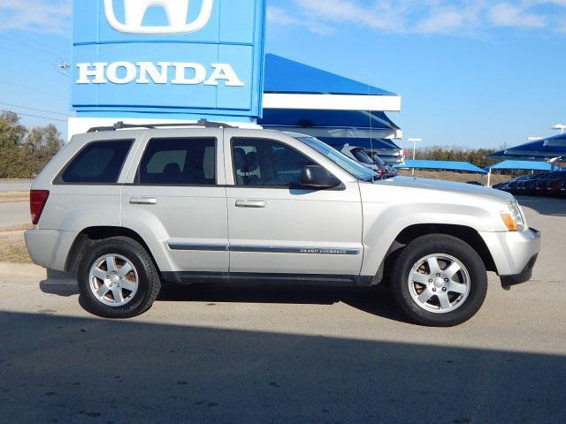 used 2010 Jeep Grand Cherokee car, priced at $5,456