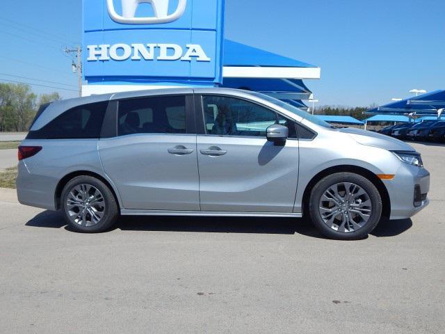 new 2025 Honda Odyssey car, priced at $45,155