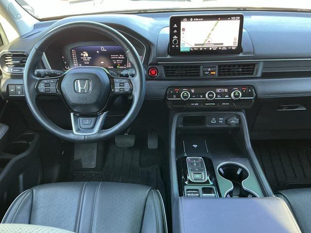 used 2023 Honda Pilot car, priced at $43,995