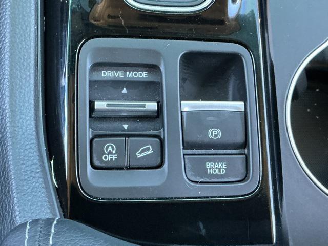 used 2023 Honda Pilot car, priced at $43,995