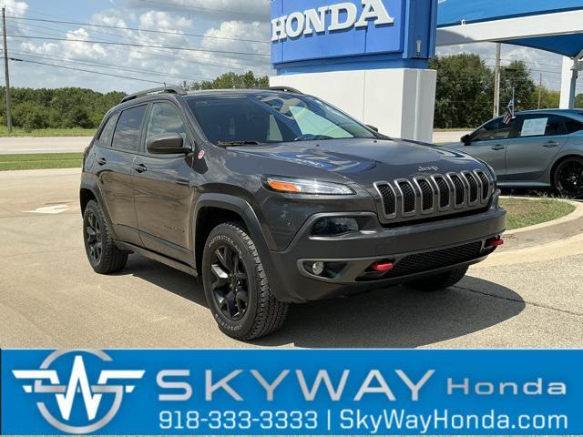 used 2016 Jeep Cherokee car, priced at $10,995