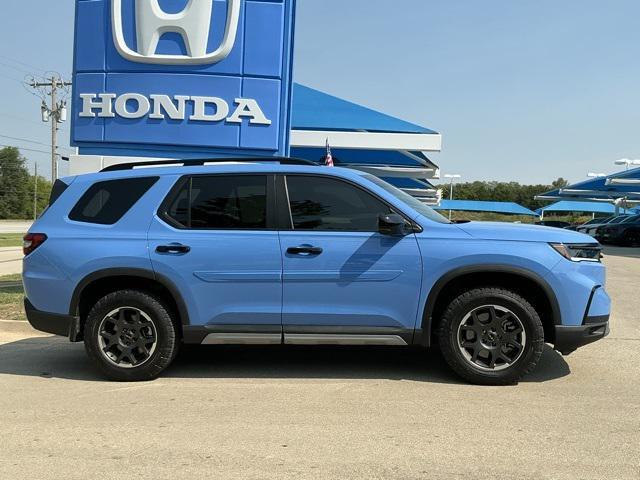 used 2024 Honda Pilot car, priced at $45,995