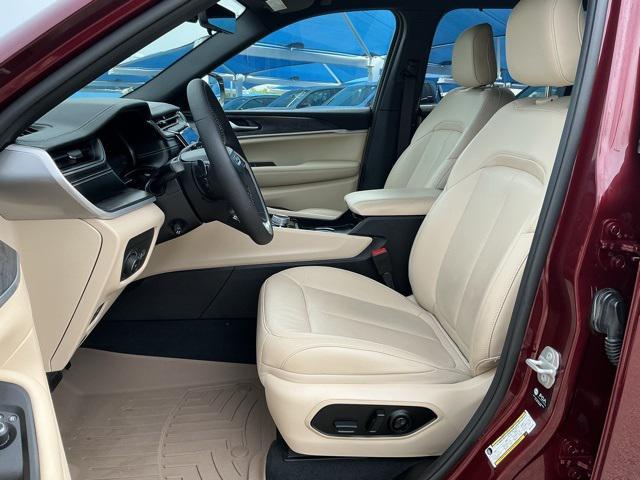 used 2024 Jeep Grand Cherokee L car, priced at $38,995