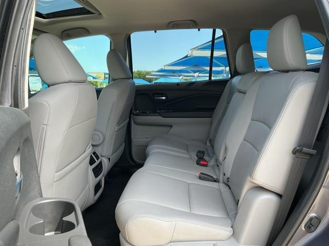 used 2021 Honda Pilot car, priced at $26,995