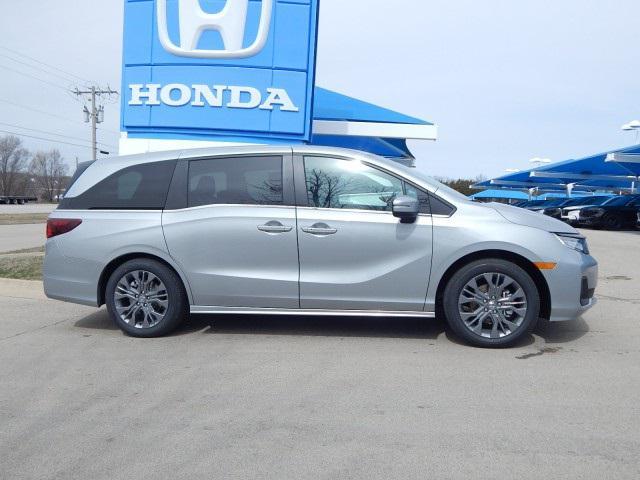 new 2025 Honda Odyssey car, priced at $45,155