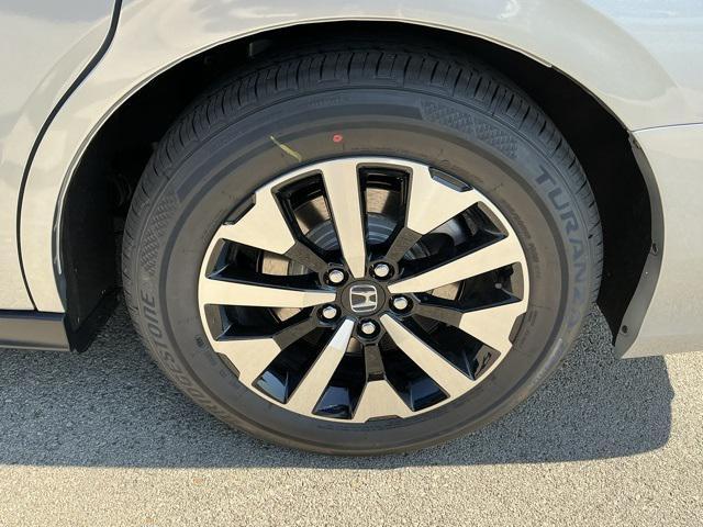 new 2026 Honda Odyssey car, priced at $42,988