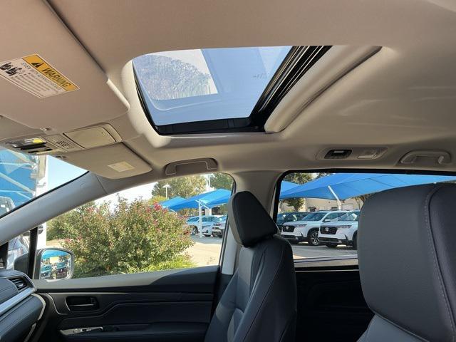 new 2026 Honda Odyssey car, priced at $42,988